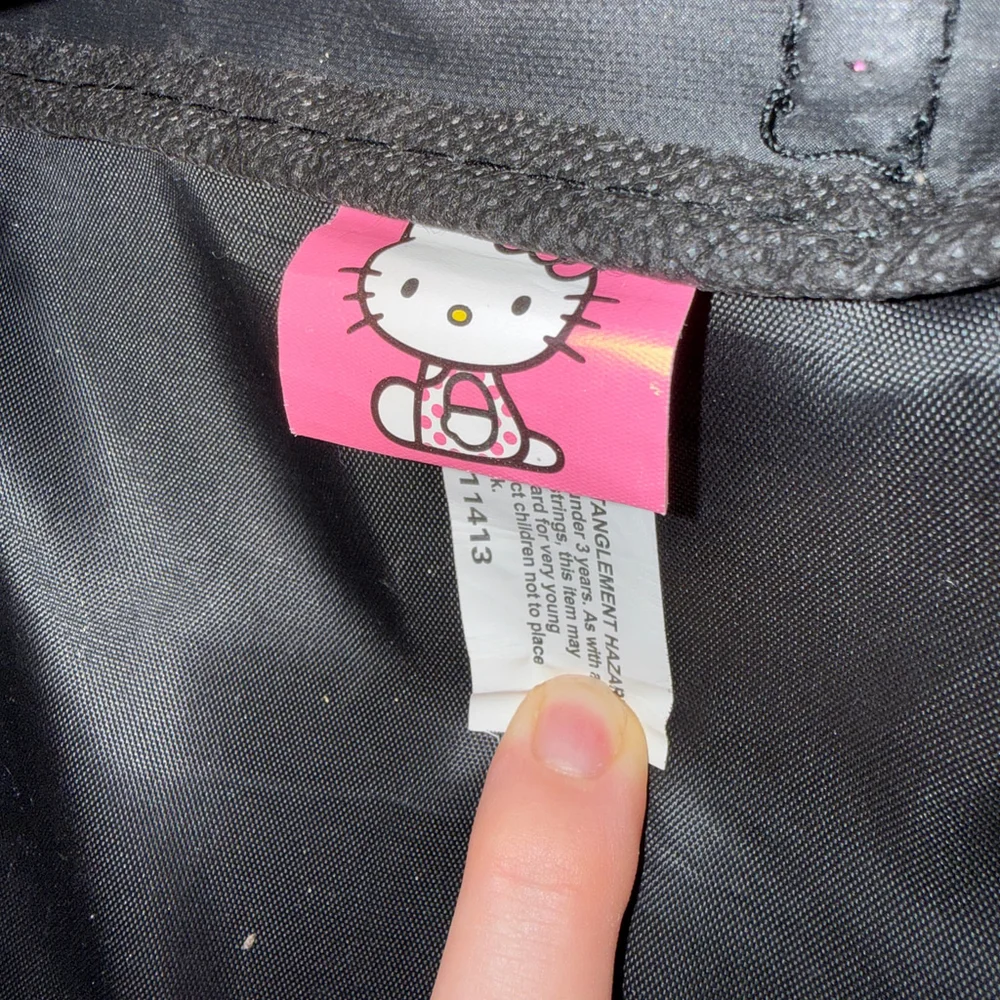 Sanrio official Hello Kitty Messenger Bag Black Pink - Picture 7 of 13